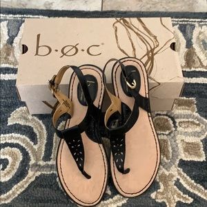 Born concept black sandals size 8